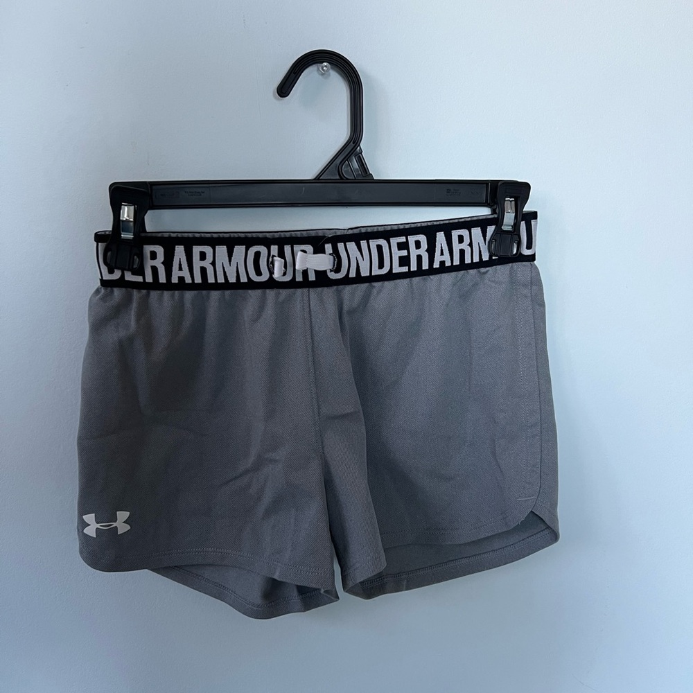 Under Armour Youth MD Gray Shorts
